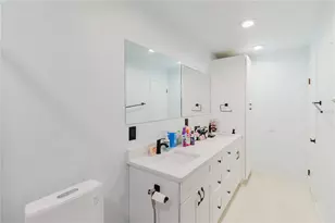 4835 Puritan Cir, Tampa, FL 33617 - Photo 21