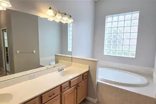 20426 Walnut Grove Ln, Tampa, FL 33647 - Photo 15