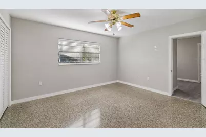 4633 W Longfellow Avenue, Tampa, FL 33629 - Photo 15