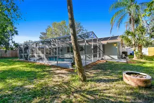 3165 Woodmont Dr, Sarasota, FL 34232 - Photo 51