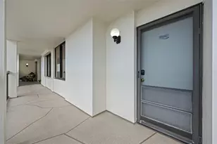 9425 Blind Pass Rd, Saint Pete Beach, FL 33706 - Photo 3