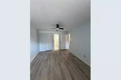 7951 58th Avenue N #207, Saint Petersburg, FL 33709 - Photo 13