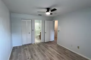 7951 58th Ave N, Saint Petersburg, FL 33709 - Photo 13