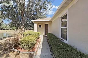 1606 Marsh Wood Dr, Seffner, FL 33584 - Photo 23