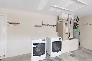 1606 Marsh Wood Dr, Seffner, FL 33584 - Photo 31