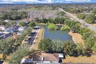 1606 Marsh Wood Dr, Seffner, FL 33584 - Photo 13