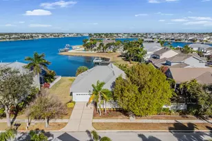 423 Manns Harbor Dr, Apollo Beach, FL 33572 - Photo 29