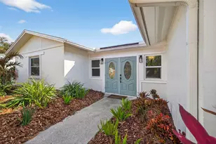 4705 Foxshire Cir, Tampa, FL 33624 - Photo 3