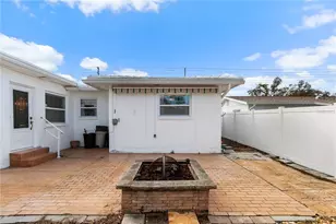 13565 86th Ave, Seminole, FL 33776 - Photo 11