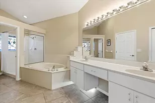 5205 Fairway 1 Dr, Valrico, FL 33596 - Photo 19