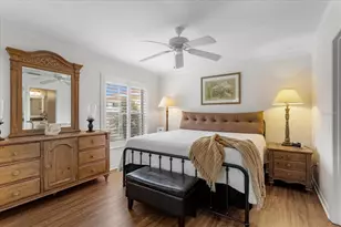 1404 Almanza Dr, The Villages, FL 32159 - Photo 11