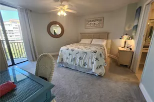 690 Island Way, Clearwater Beach, FL 33767 - Photo 23