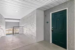 18001 Richmond Pl Dr, Tampa, FL 33647 - Photo 5
