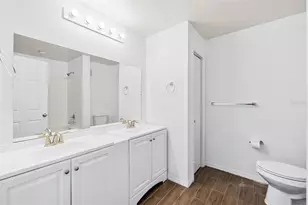 18001 Richmond Pl Dr, Tampa, FL 33647 - Photo 25