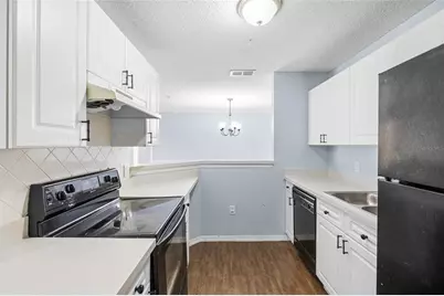 18001 Richmond Place Drive #835, Tampa, FL 33647 - Photo 9