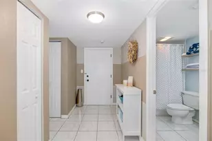51 Island Way, Clearwater Beach, FL 33767 - Photo 7