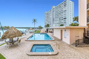 51 Island Way, Clearwater Beach, FL 33767 - Photo 35