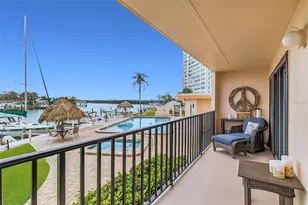 51 Island Way, Clearwater Beach, FL 33767 - Photo 27