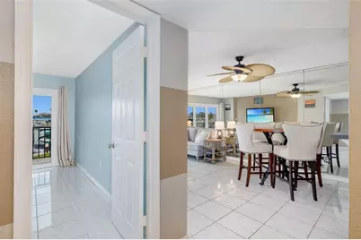 51 Island Way #108, Clearwater Beach, FL 33767 - Photo 11