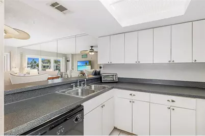 51 Island Way #108, Clearwater Beach, FL 33767 - Photo 23