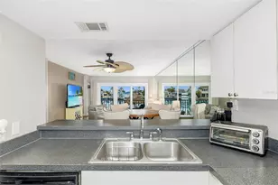 51 Island Way, Clearwater Beach, FL 33767 - Photo 25
