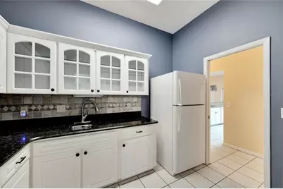 18006 Clear Lake Dr, Lutz, FL 33548 - Photo 35