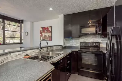 602 Lime Avenue #203, Clearwater, FL 33756 - Photo 9
