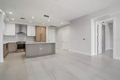 275 1st Ave S #1008, Saint Petersburg, FL 33701 - Photo 15