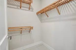 275 1st Ave S, Saint Petersburg, FL 33701 - Photo 31