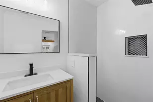 4430 1st Way NE, Saint Petersburg, FL 33703 - Photo 7