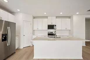 10417 Abundance Grv Wy, Parrish, FL 34219 - Photo 5