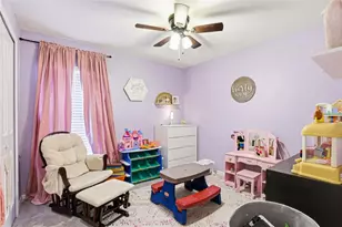 211 English Channel Pl, Dover, FL 33527 - Photo 9