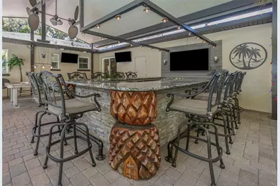 1437 Country Club Rd N Road N #COUNTRY CLUB RD N, Saint Petersburg, FL 33710 - Photo 19