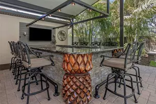 1437 Country Club Rd N Road N, Saint Petersburg, FL 33710 - Photo 11