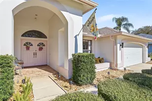 846 Centerwood Dr, Tarpon Springs, FL 34688 - Photo 5