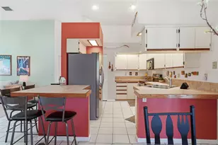 846 Centerwood Dr, Tarpon Springs, FL 34688 - Photo 17