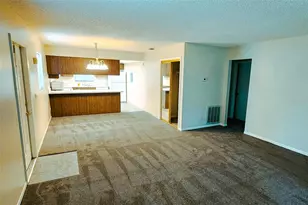 1400 Tarpon Woods Blvd, Palm Harbor, FL 34685 - Photo 3