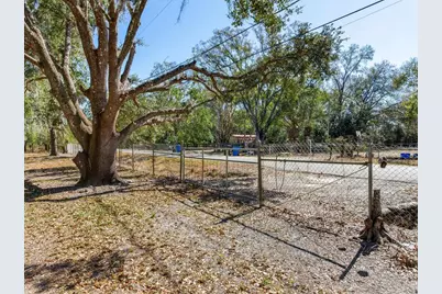 8602 Back Road, Plant City, FL 33565 - Photo 17