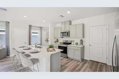 35531 Sunflower Hill Drive, Zephyrhills, FL 33541 - Photo 13