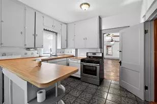 118 W Drew St, Plant City, FL 33563 - Photo 9