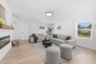 1027 27th Ave S, Saint Petersburg, FL 33705 - Photo 17