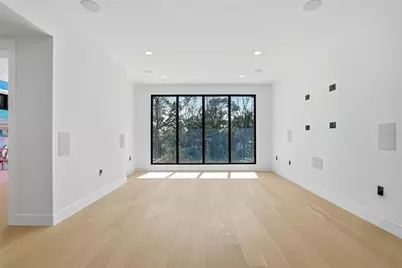 7818 N Hubert Avenue, Tampa, FL 33614 - Photo 33