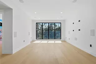 7818 N Hubert Ave, Tampa, FL 33614 - Photo 33