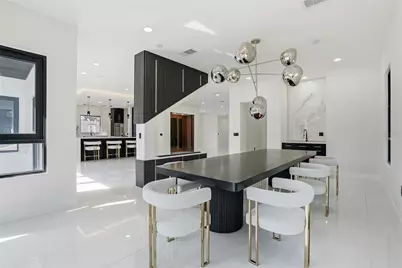 7818 N Hubert Avenue, Tampa, FL 33614 - Photo 23