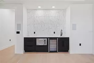 7818 N Hubert Ave, Tampa, FL 33614 - Photo 51