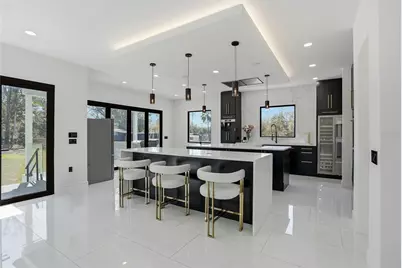 7818 N Hubert Avenue, Tampa, FL 33614 - Photo 11