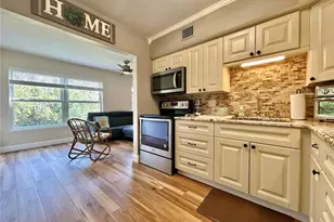 2461 Rhodesian Dr, Clearwater, FL 33763 - Photo 13