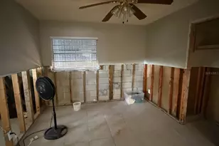 1798 New Hampshire Ave NE, Saint Petersburg, FL 33703 - Photo 17