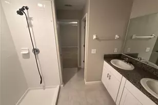 12016 MIracle Mile Dr, Riverview, FL 33578 - Photo 9