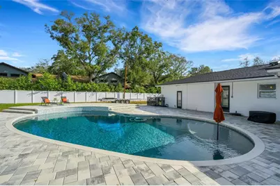 10016 Ridge Rd, Seminole, FL 33772 - Photo 29